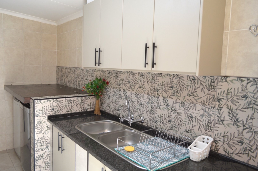 3 Bedroom Property for Sale in Wilkoppies North West